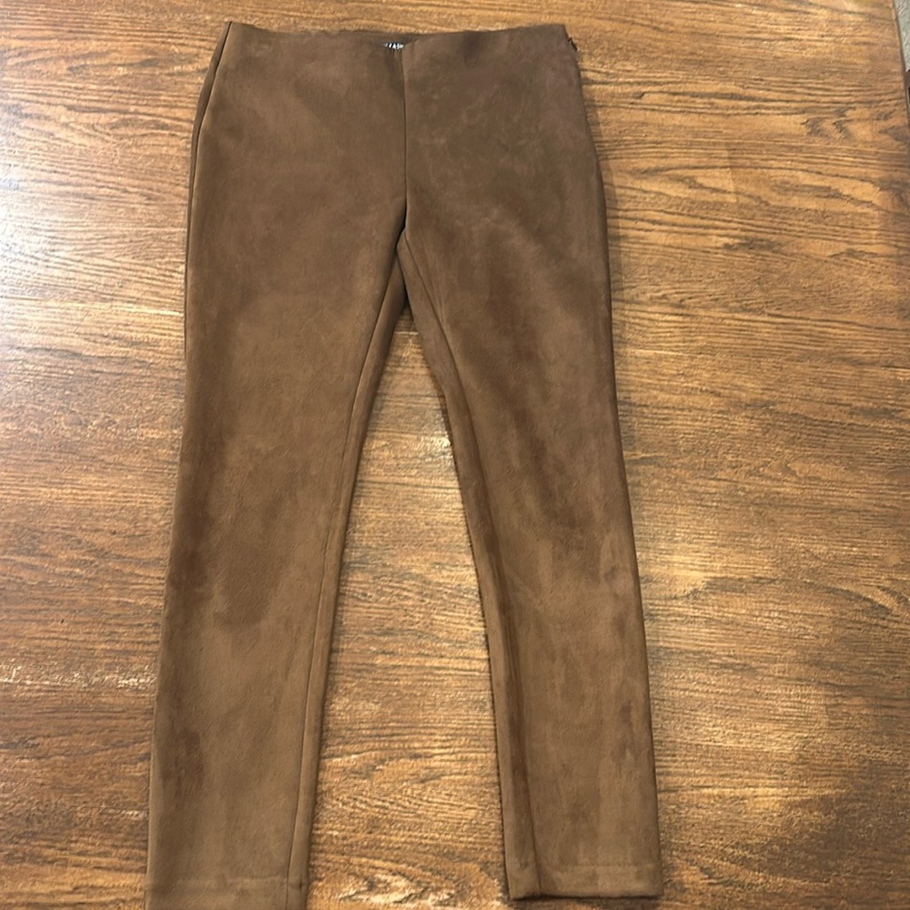 Chaps suede/velvety type pant